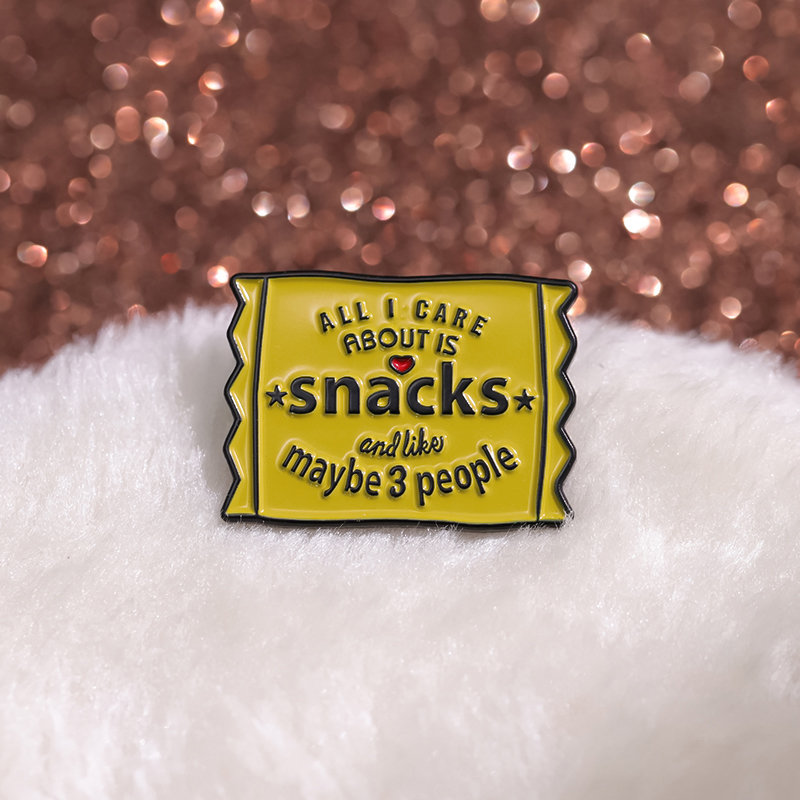 Introvert Foodie All I Care Ab - Junk Food Snacks recension och pris